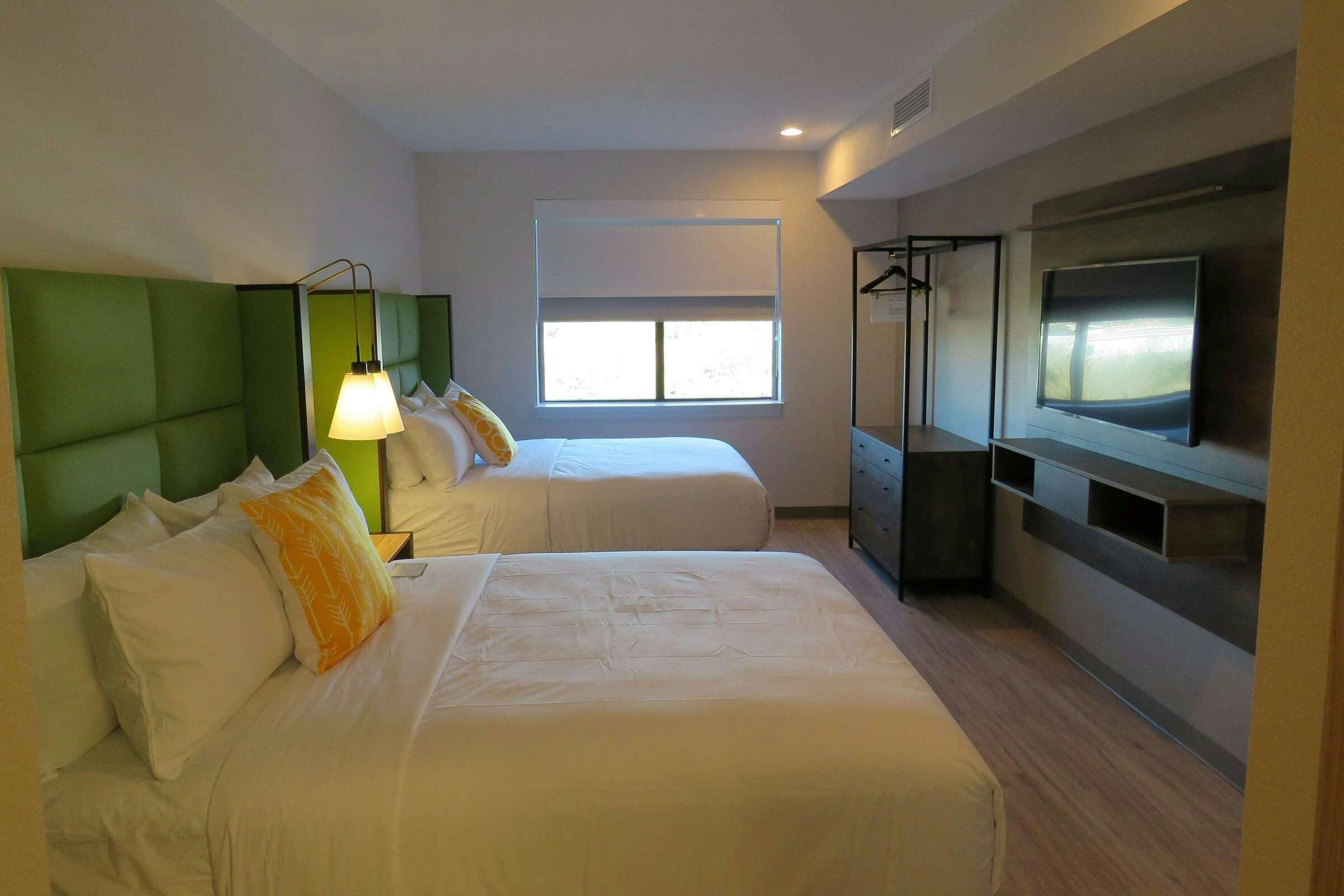 Hotel Wyndham Garden College Station photo 5