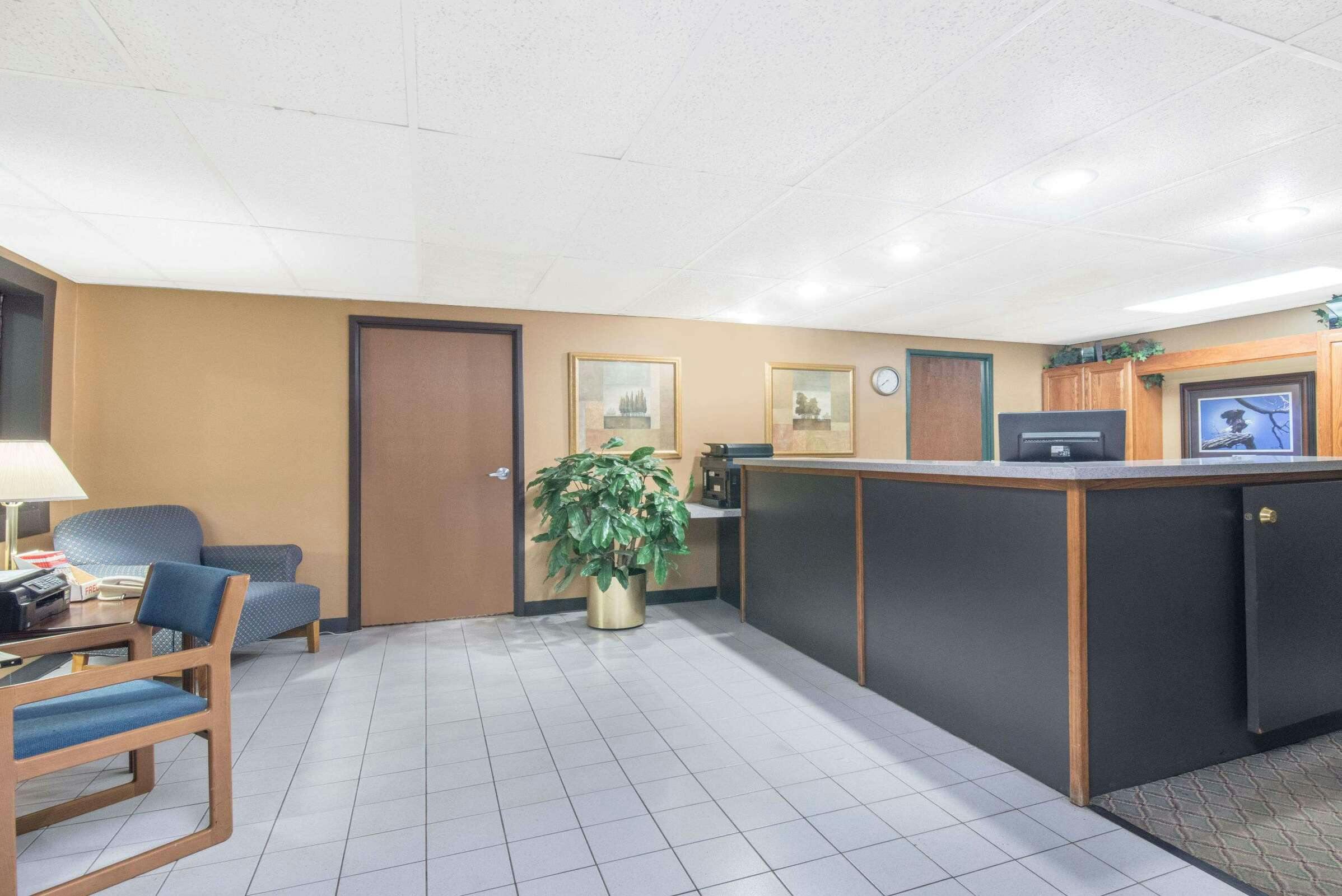 Hotel Days Inn Sioux Falls Airport photo 1