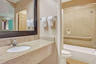 Hotel Super 8 Galveston TX photo 5