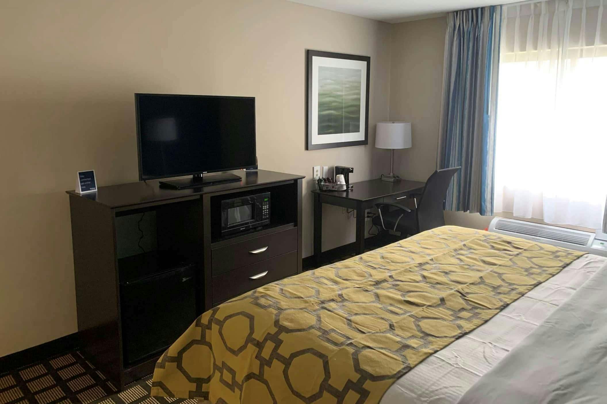 Hotel Baymont Latham Albany Airport photo 4