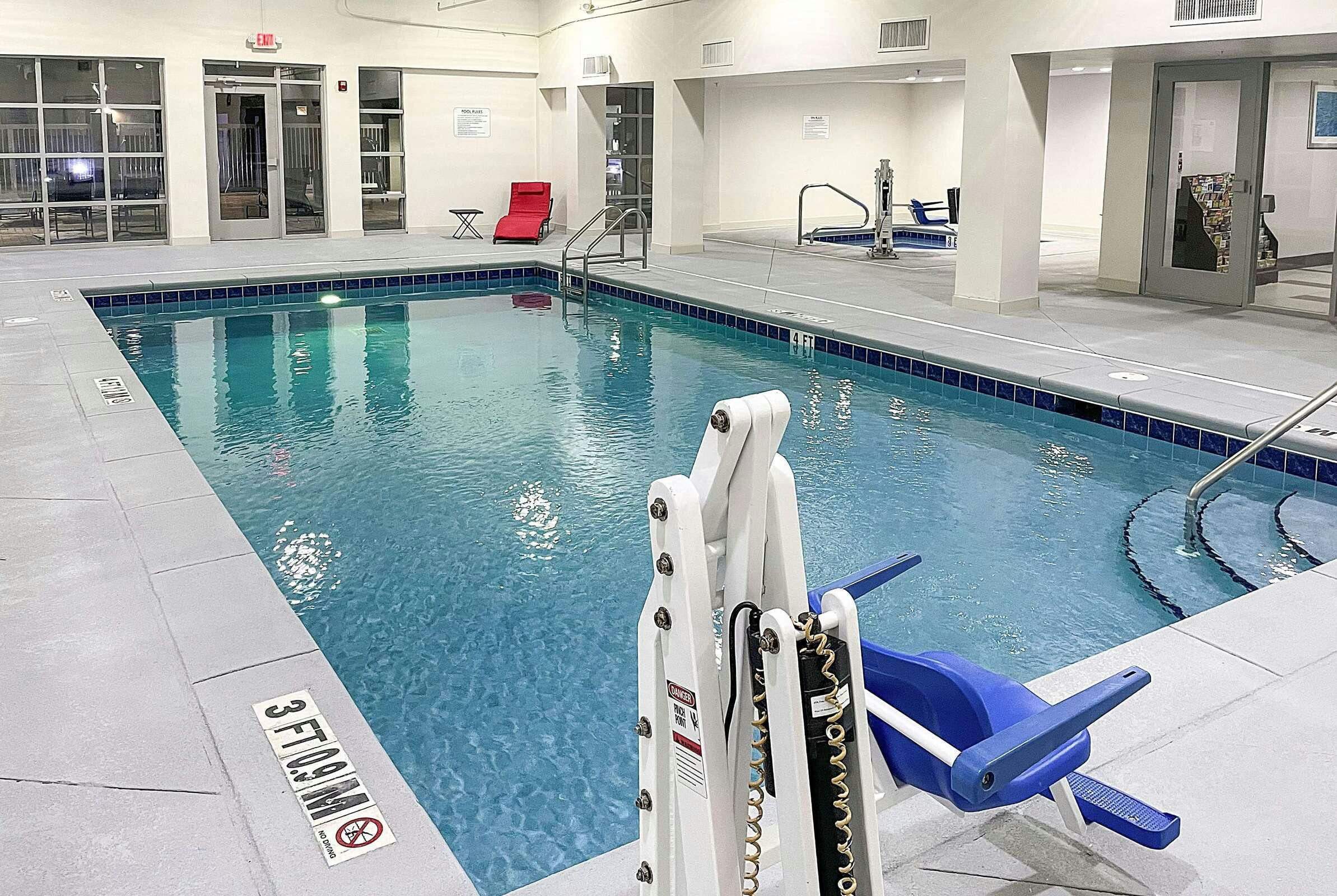 Hotel Wingate by Wyndham Panama City Area Lynn Haven photo 2