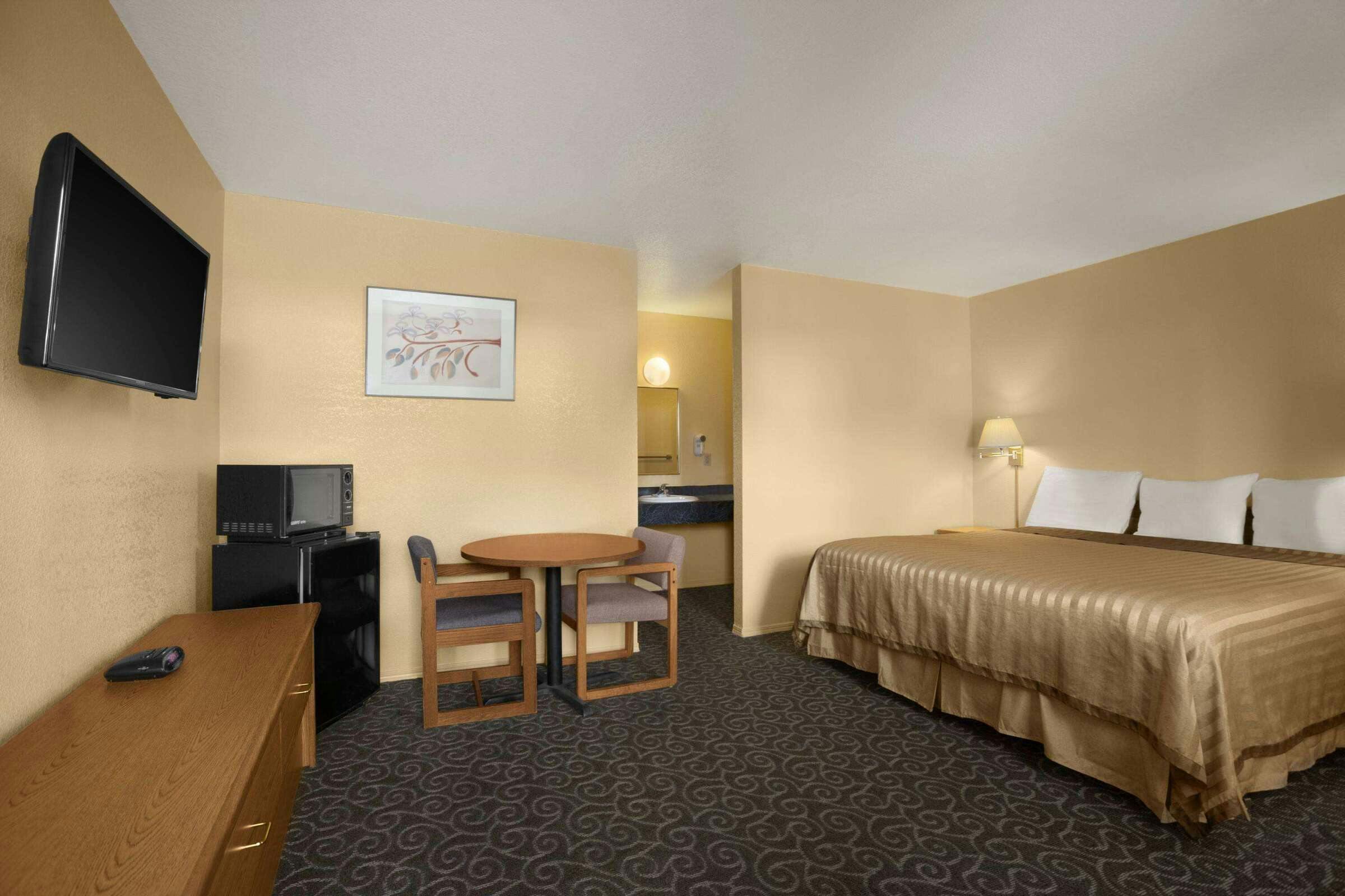 Hotel Travelodge Wenatchee photo 4