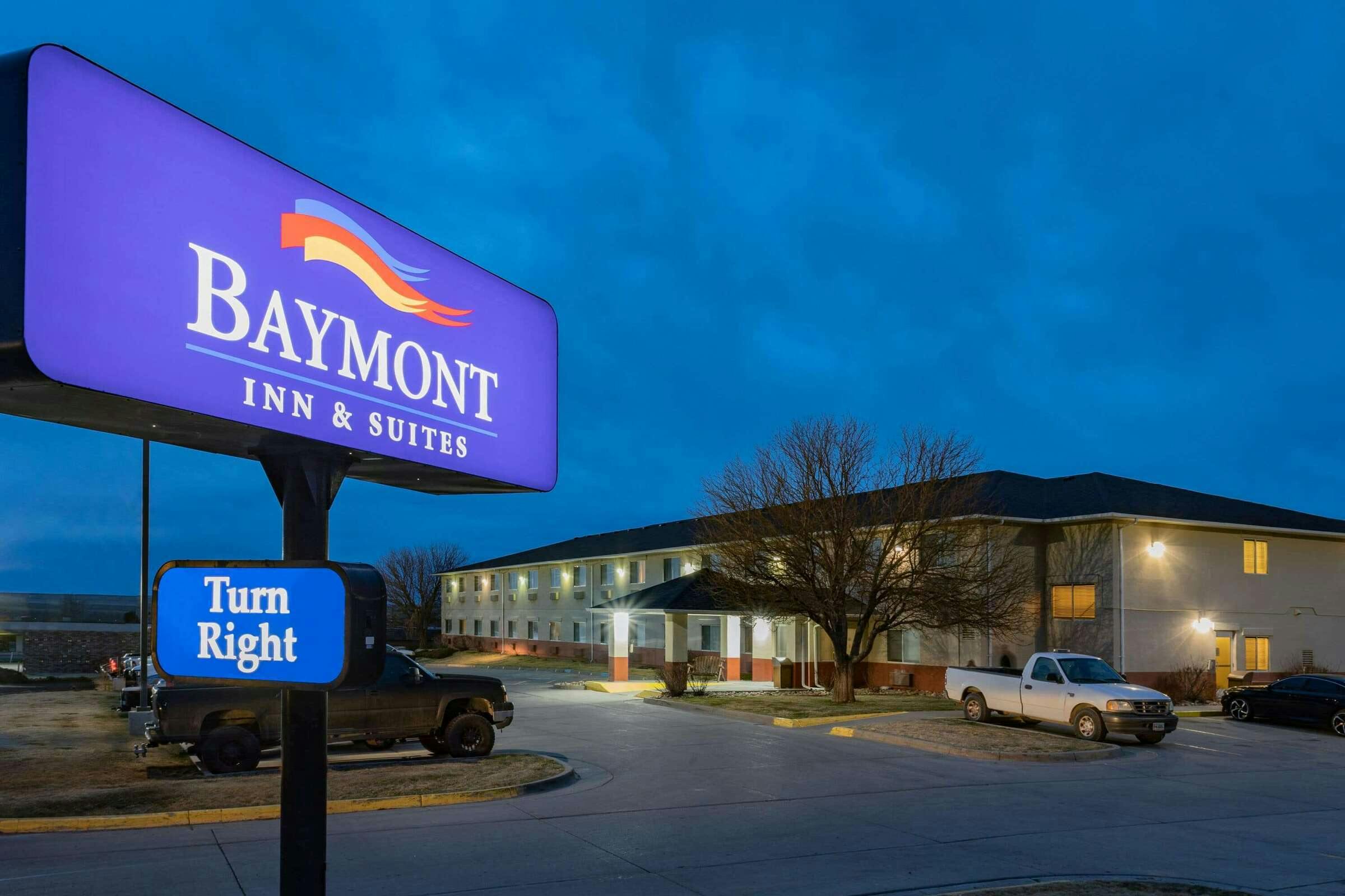 Hotel Baymont Suites Casper East photo 1