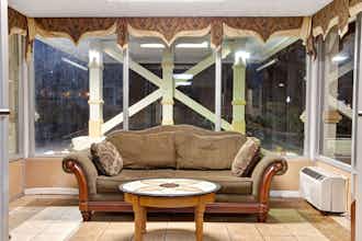 Hotel Days Inn Knoxville West photo 1