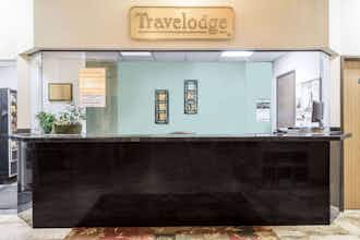 Hotel Travelodge Longmont photo 1