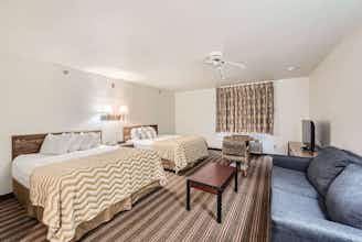 Hotel Travelodge Longmont photo 5