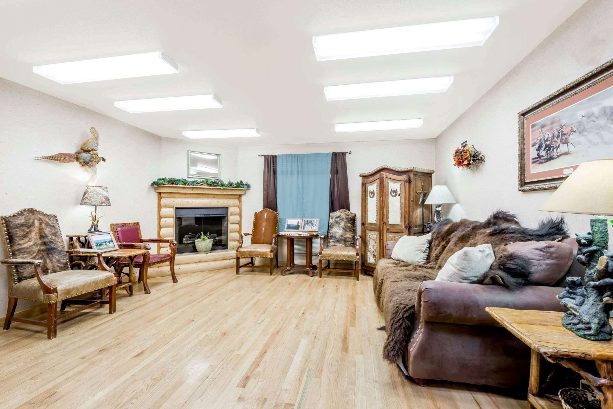 Hotel Super 8 by Wyndham Powell photo 1