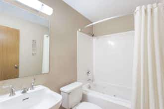 Hotel Super 8 Kenosha photo 5