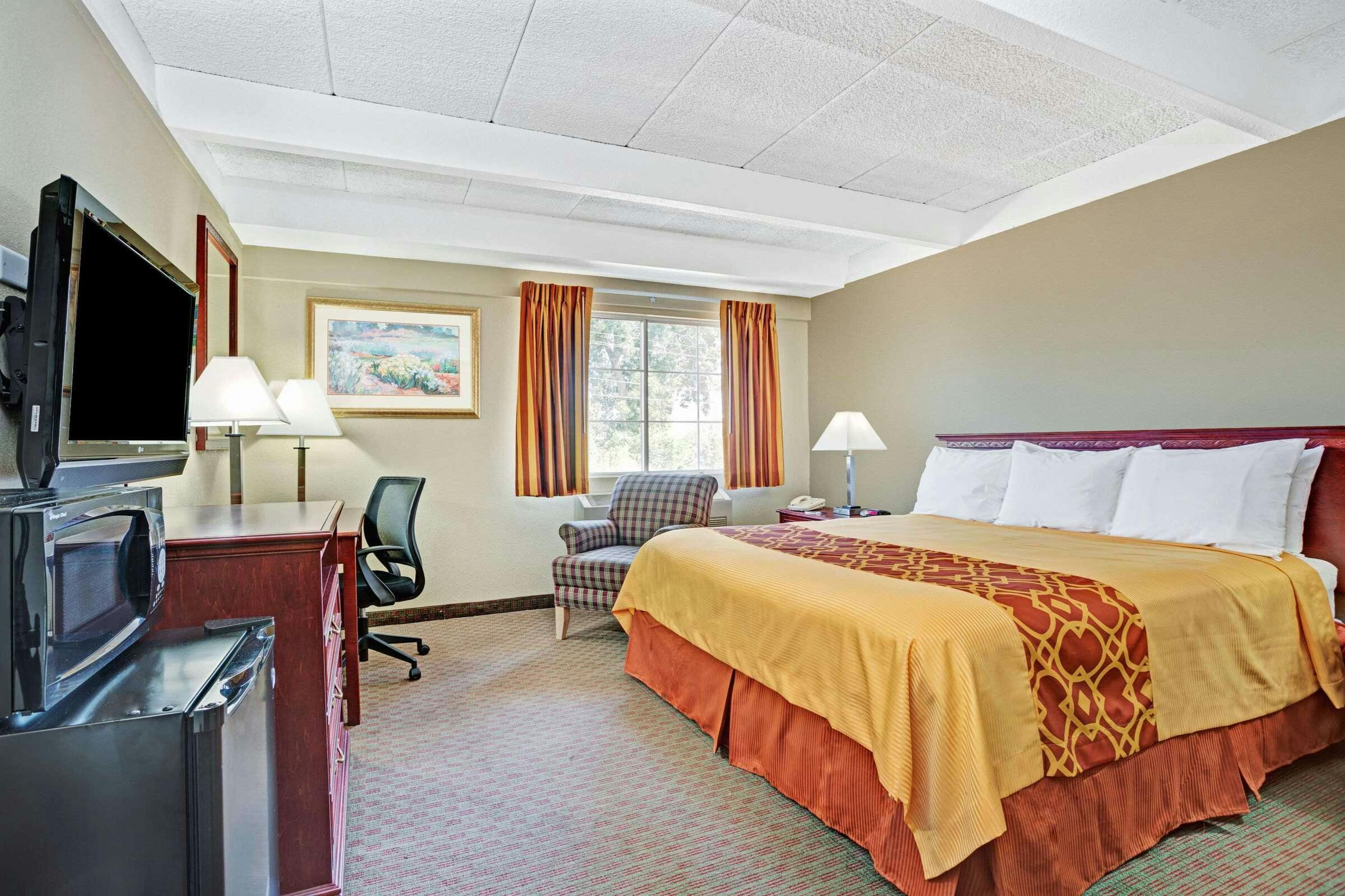 Hotel Travelodge Iowa City photo 3