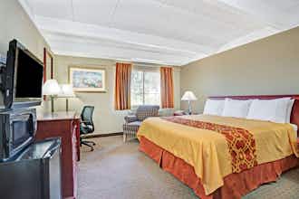 Hotel Travelodge Iowa City photo 3