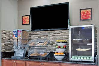 Hotel Travelodge Iowa City photo 5