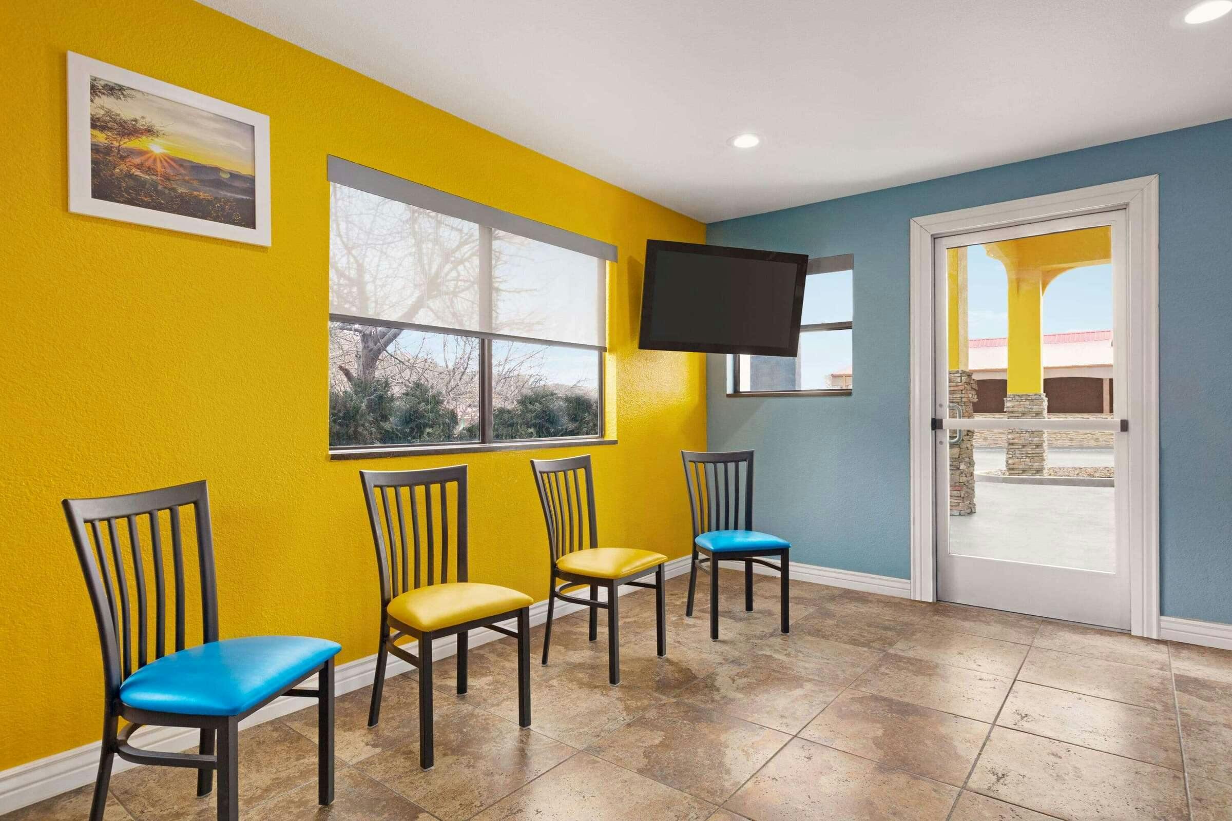 Hotel Days Inn by Wyndham Ruidoso Downs photo 4