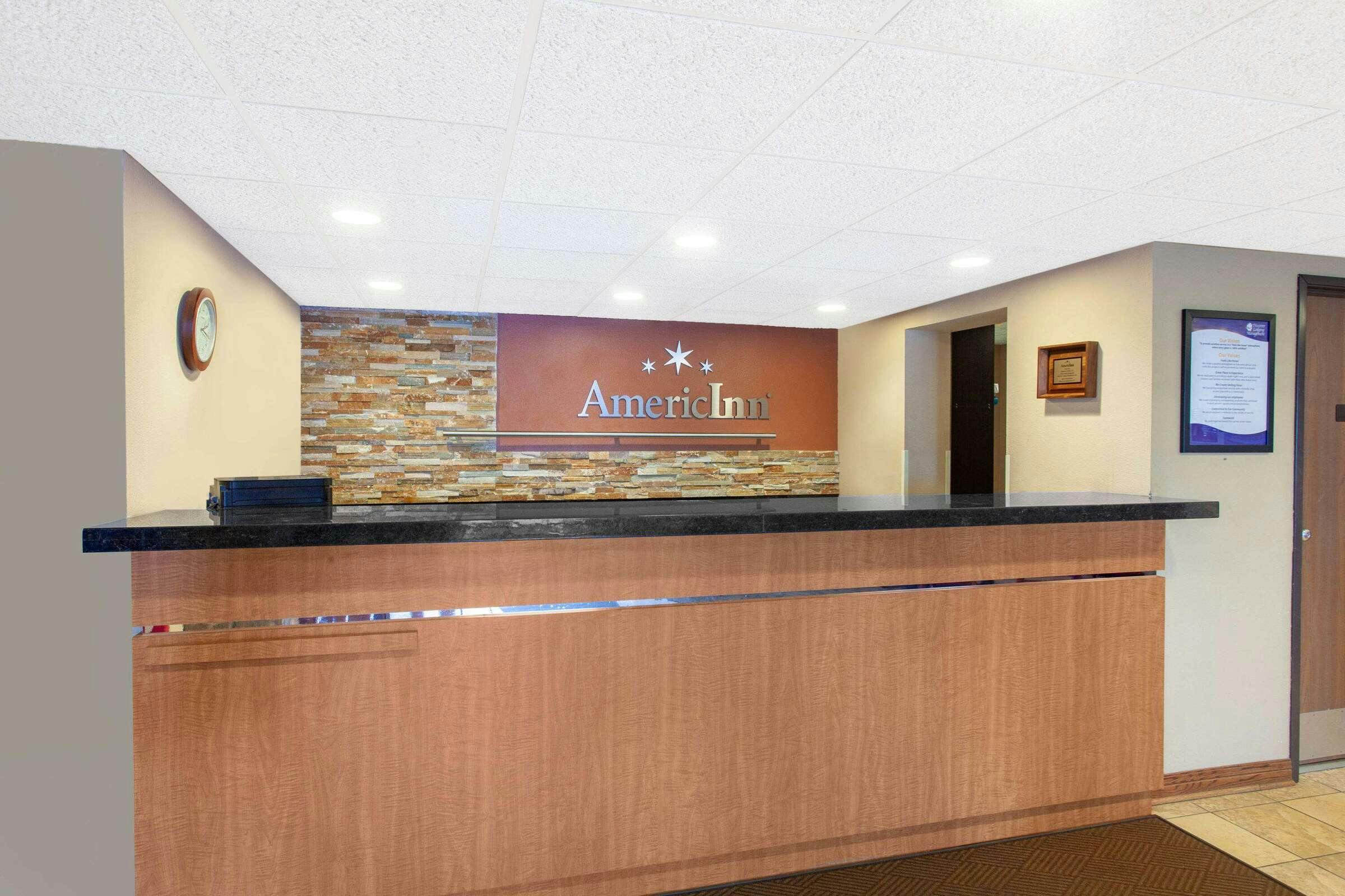 Hotel AmericInn by Wyndham St. Cloud MN I-94 photo 1