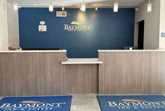 Hotel Baymont Noblesville photo 1