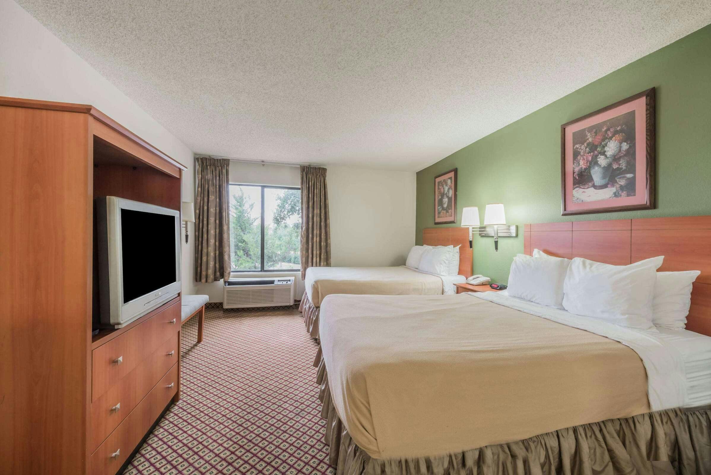 Hotel SE Fort Worth Downtown South photo 1