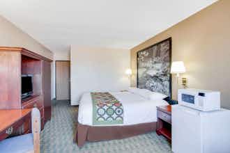 Hotel Super 8 Mitchell SD photo 4