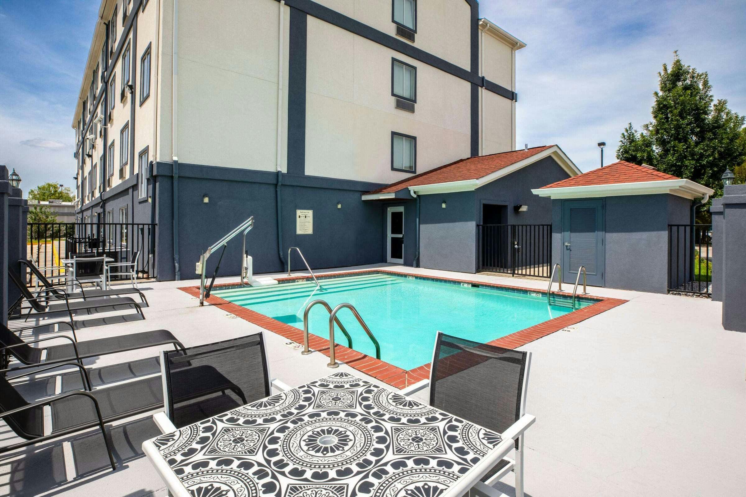 Hotel Days Inn Baton Rouge I-10 photo 4