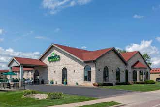 Hotel Wingate by Wyndham - Wisconsin Dells photo 2