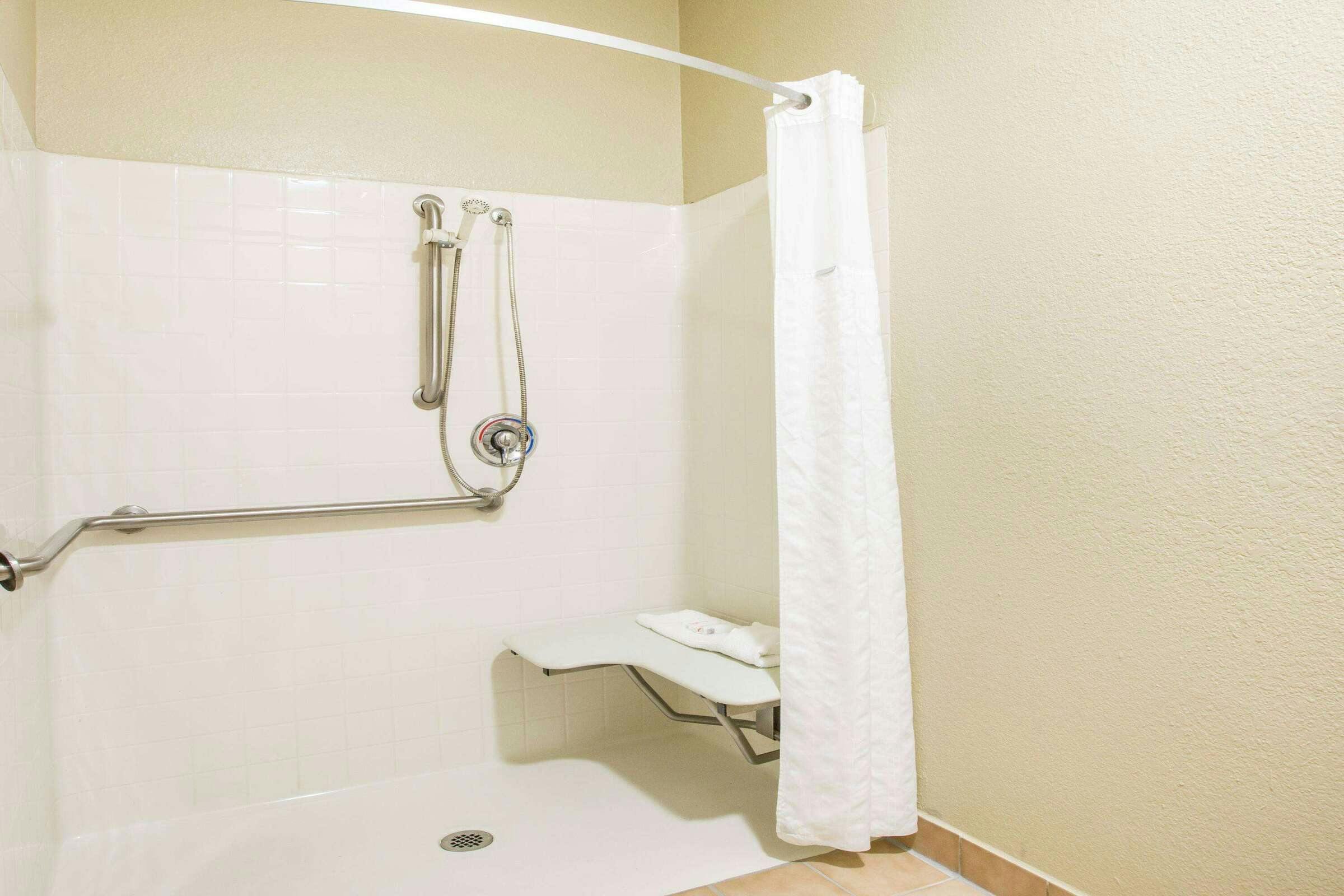 Hotel Super 8 Port Arthur Nederland photo 4