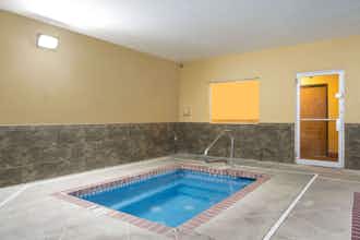 Hotel Days Inn by Wyndham Hurricane/Zion National Park Area photo 1