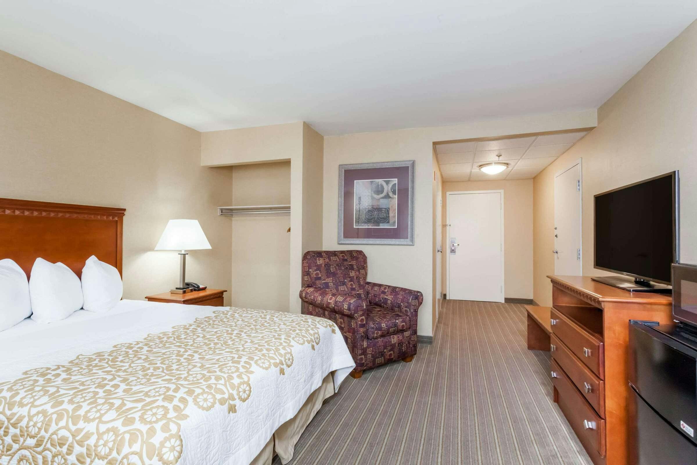 Hotel Days Inn Windsor Locks photo 4