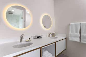 Hotel Legacy Hotel Trademark photo 2