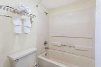 Hotel Days Inn by Wyndham Newberry photo 5