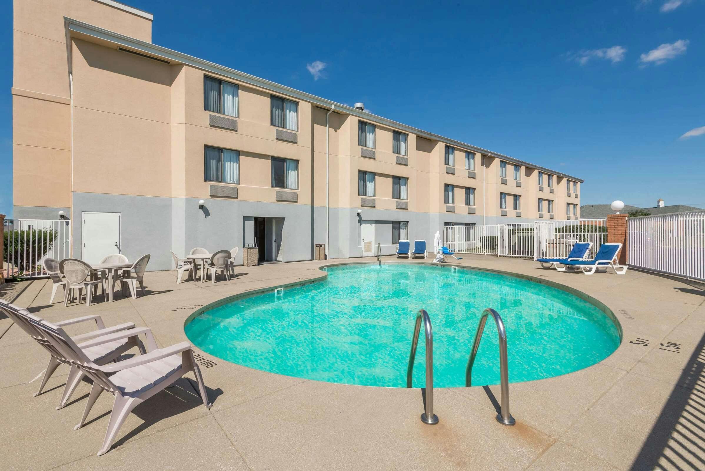 Hotel Super 8 by Wyndham Jasper photo 3