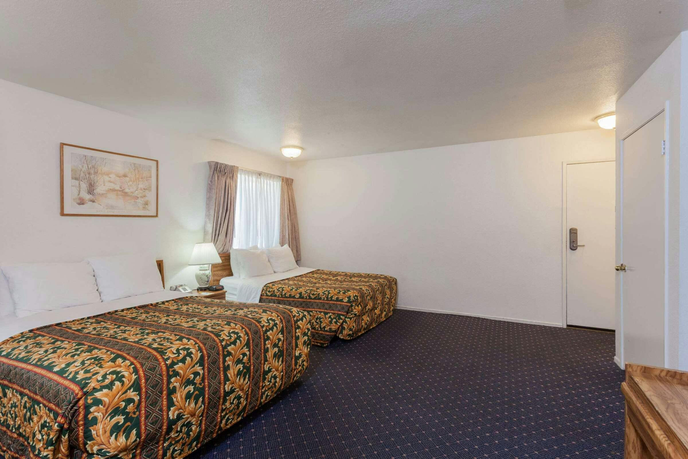 Hotel Days Inn Anaheim West photo 5