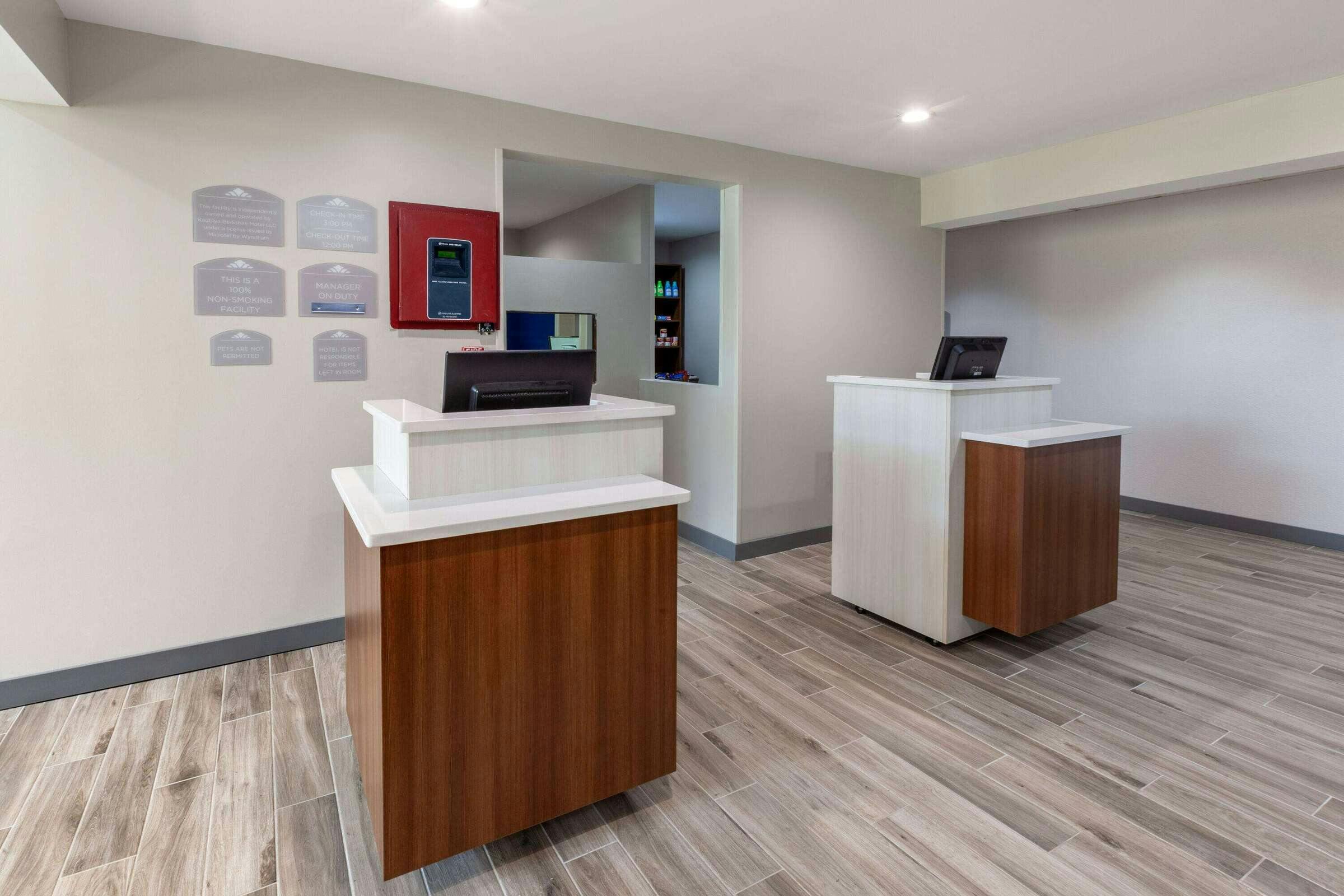 Hotel Microtel Inn & Suites by Wyndham Sunbury/Columbus North photo 5