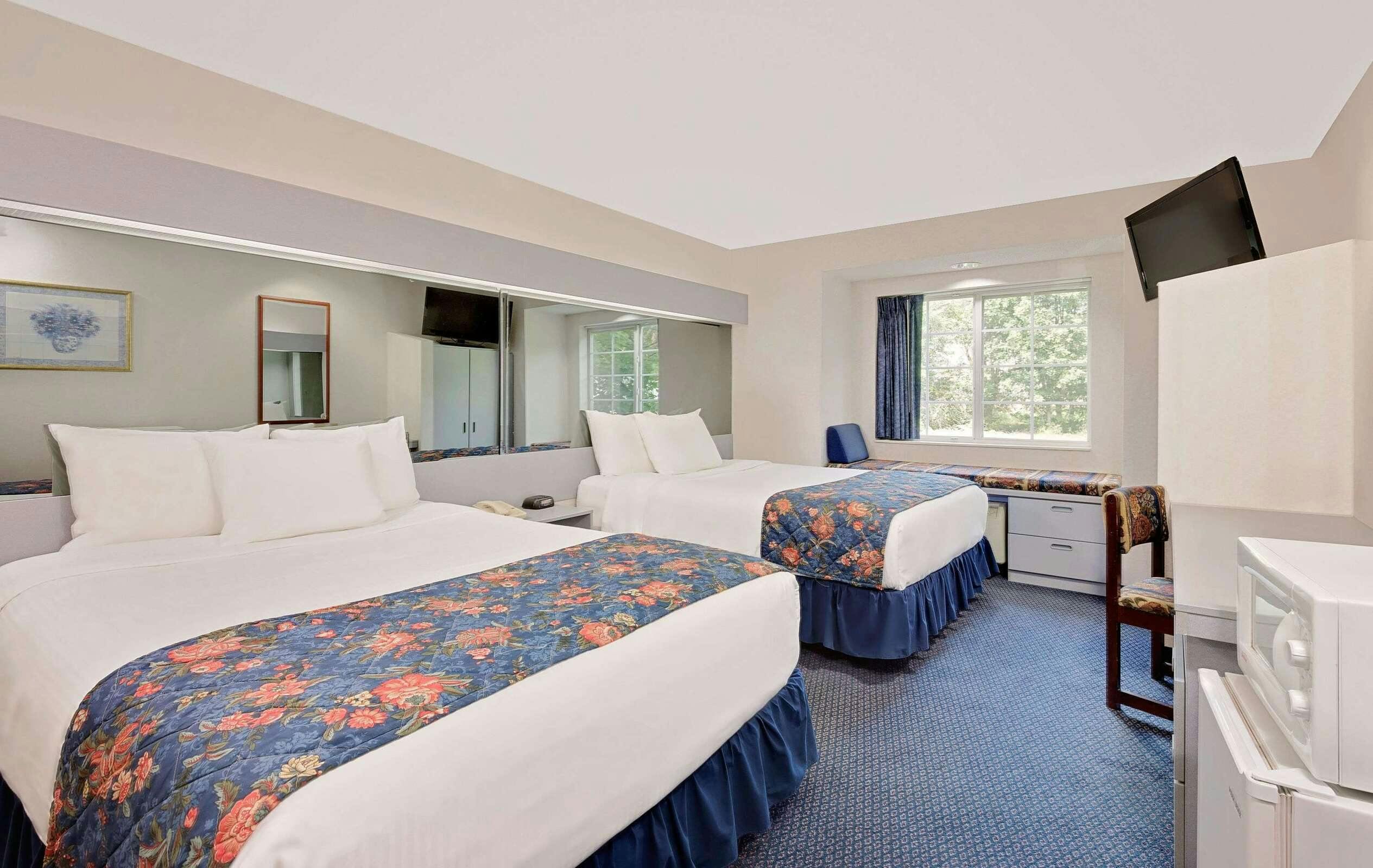 Hotel Microtel Hagerstown by I-81 photo 1