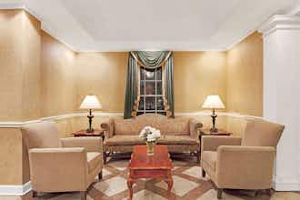Hotel Baymont Inn and Suites Pearl photo 1