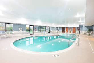 Hotel Wingate by Wyndham Waynesboro photo 1