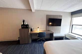 Hotel Wingate by Wyndham Waynesboro photo 2