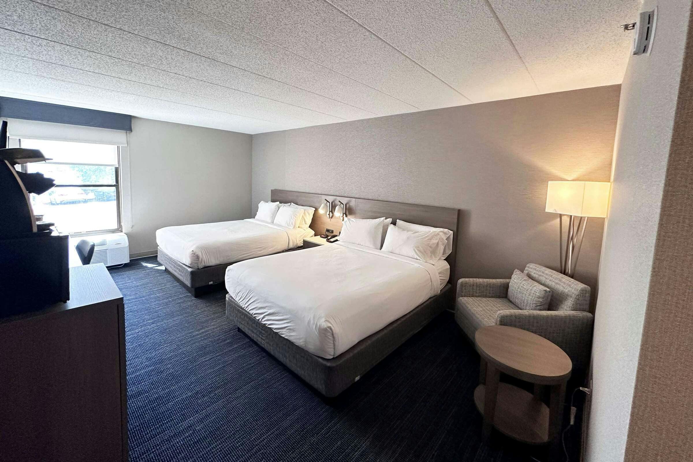 Hotel Wingate by Wyndham Waynesboro photo 4