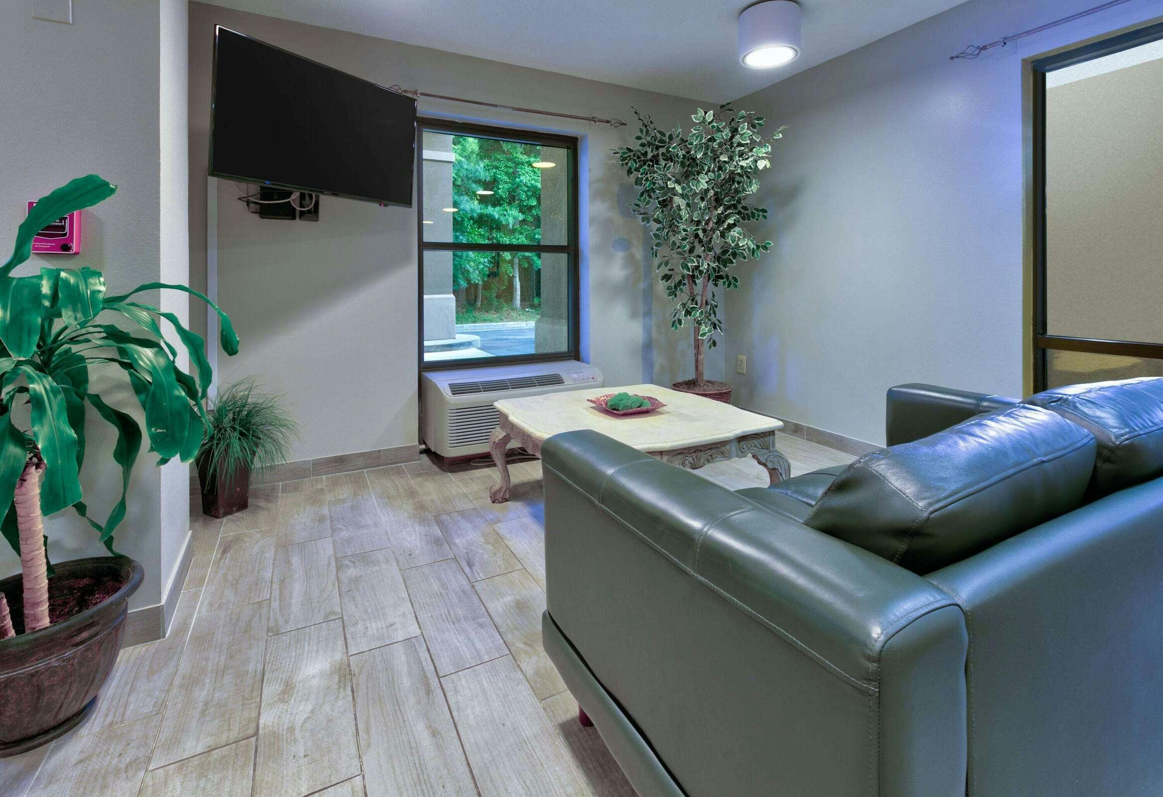 Hotel Super 8 Diberville Biloxi Area photo 5