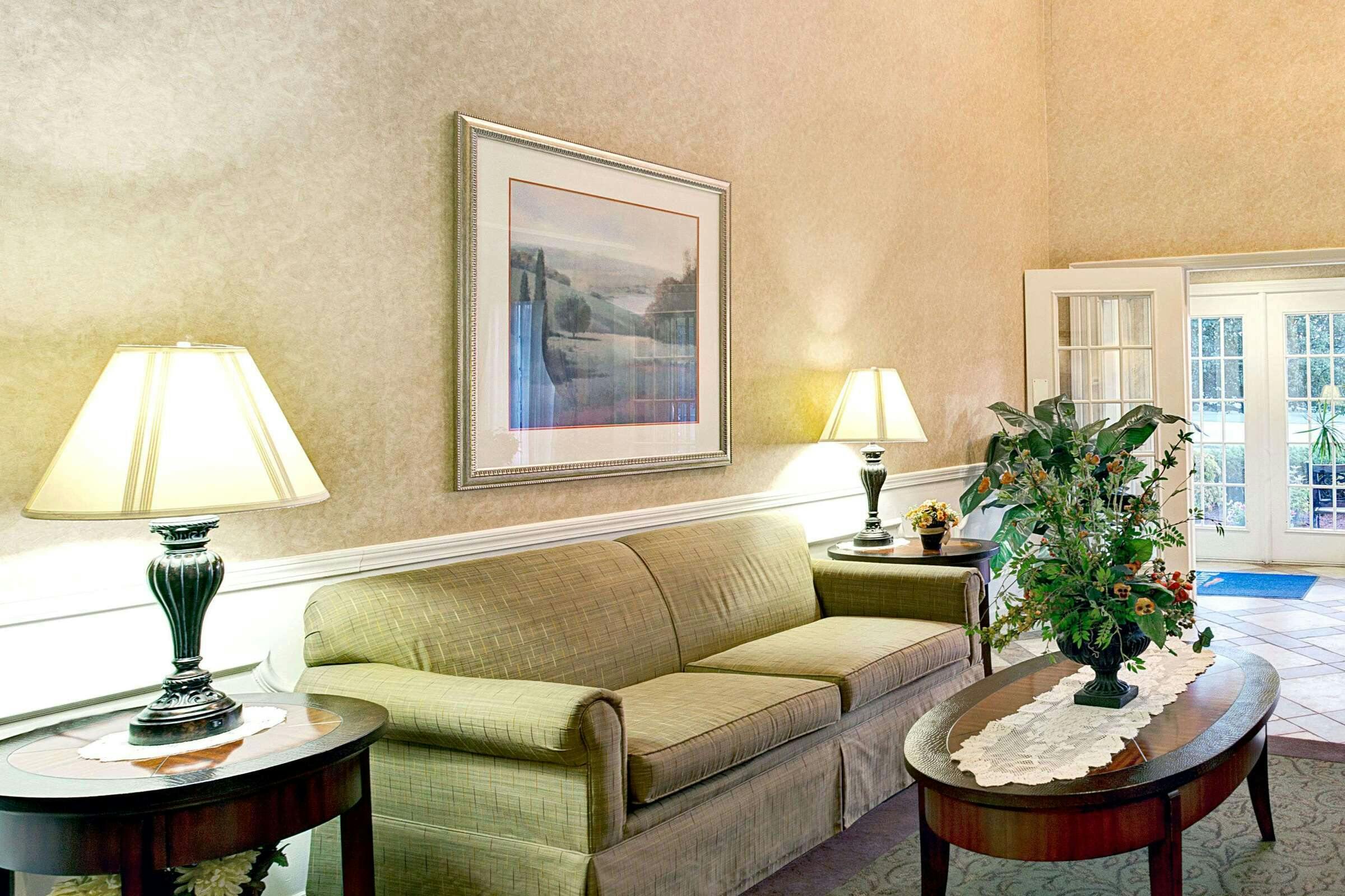 Hotel Baymont Inn Suites Sanford photo 2