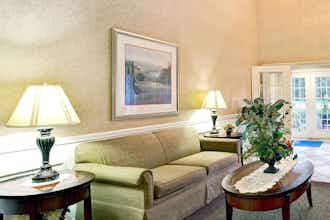 Hotel Baymont Inn Suites Sanford photo 2