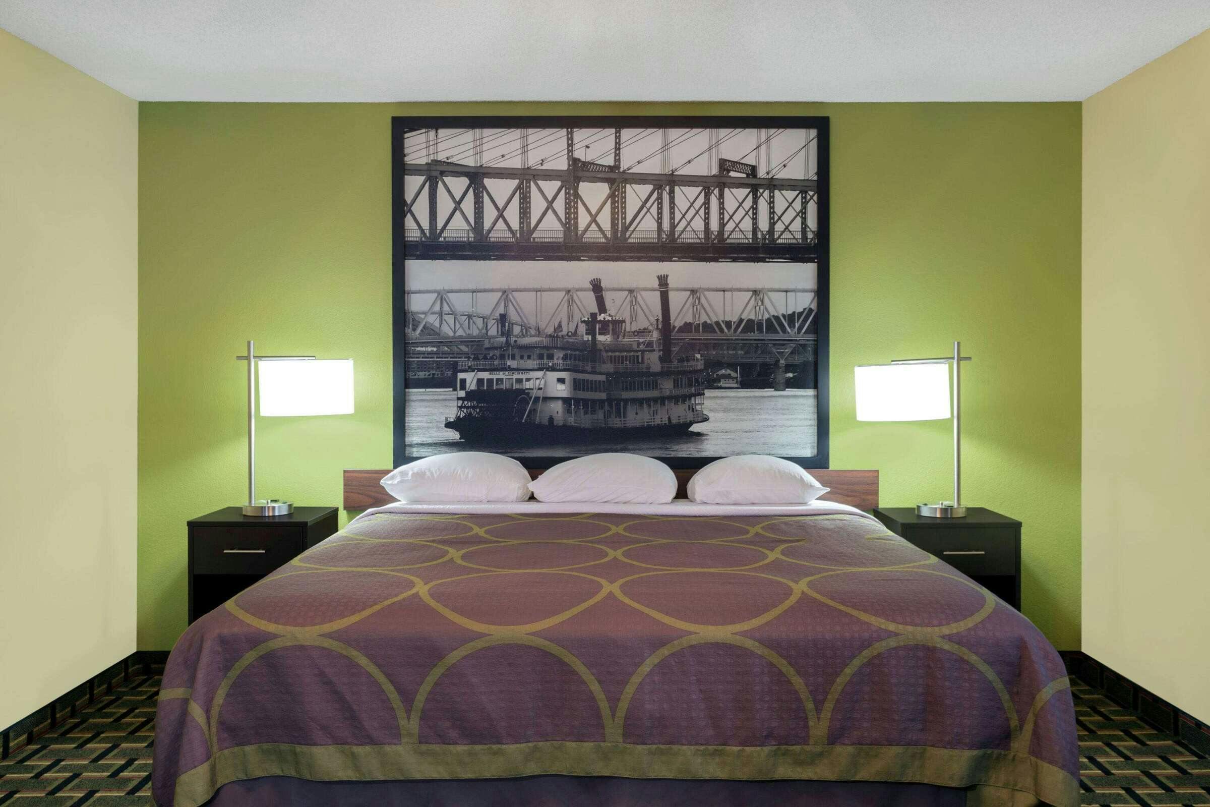 Hotel Super 8 by Wyndham Marietta photo 5