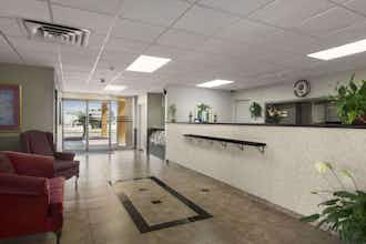 Hotel Howard Johnson Winter Haven FL photo 1