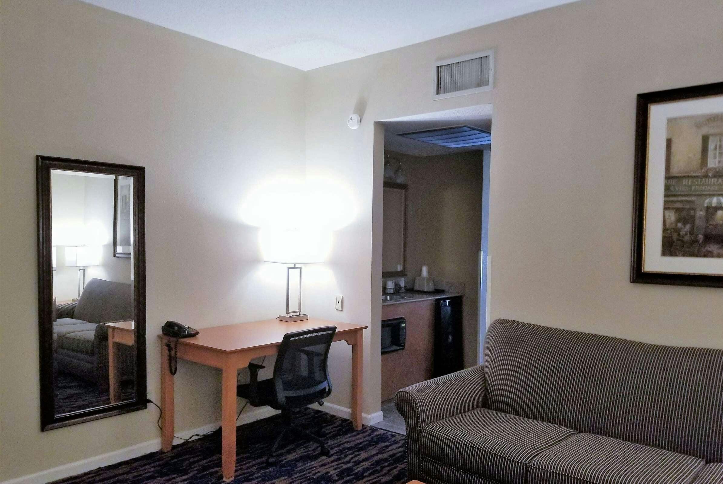 Hotel Baymont Indnplis NW photo 2