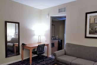 Hotel Baymont Indnplis NW photo 2