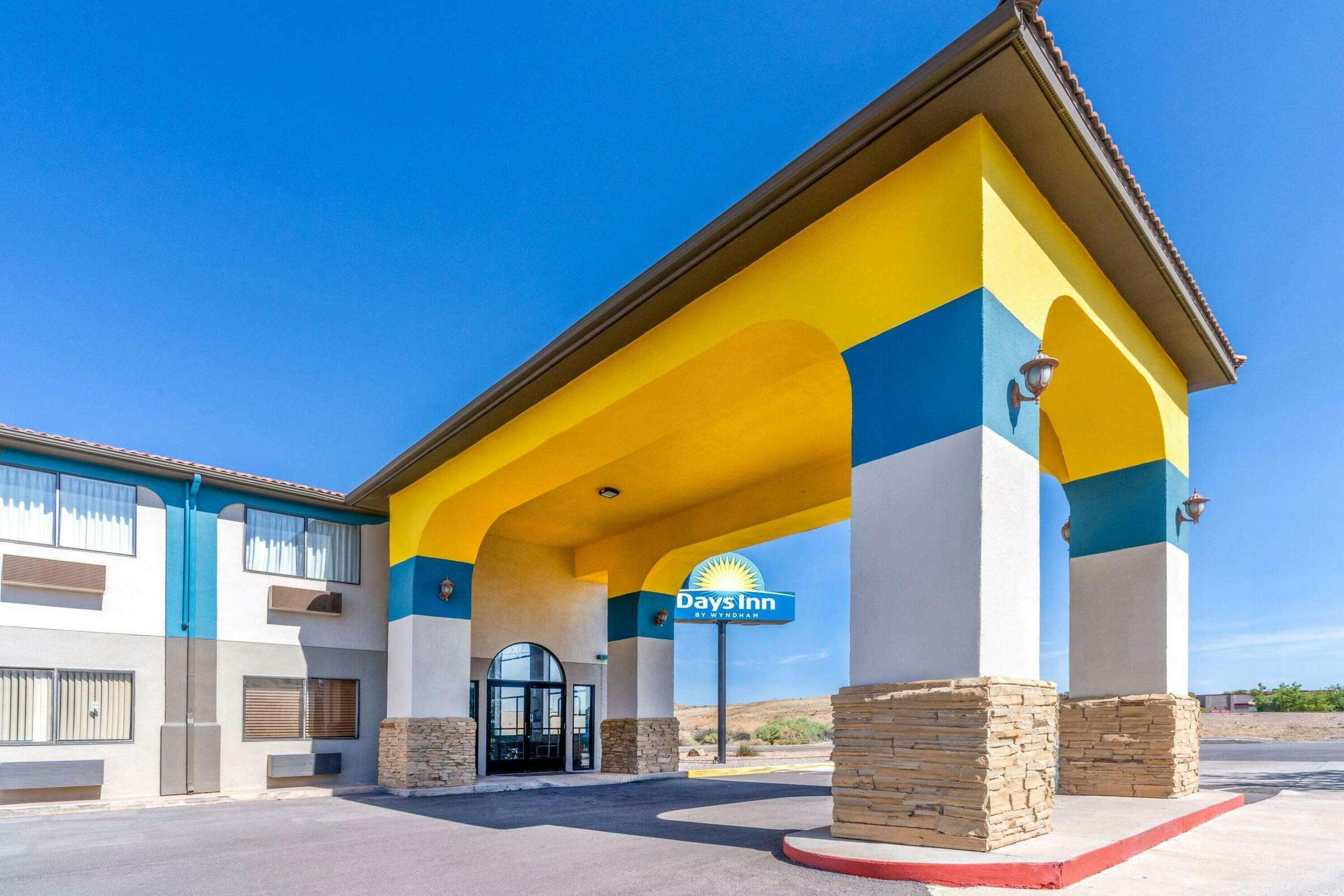 Hotel Days Inn by Wyndham Los Lunas photo 2
