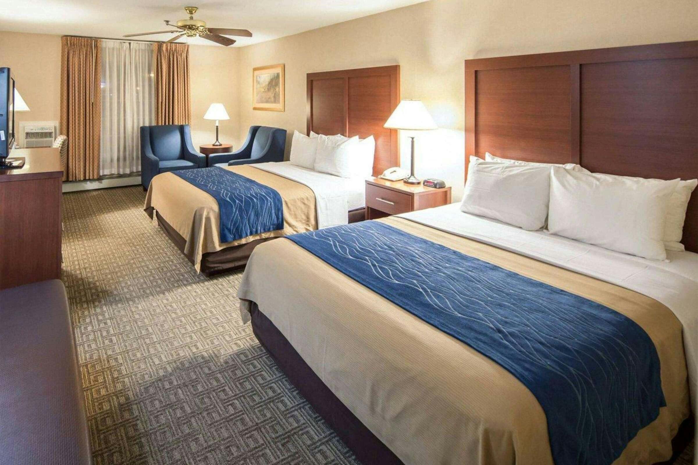 Hotel Wingate Anchorage Downtown photo 3