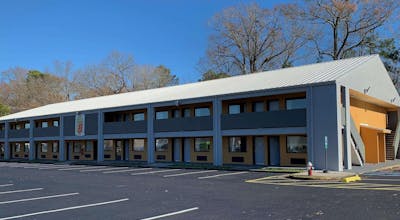 Super 8 by Wyndham Newport News