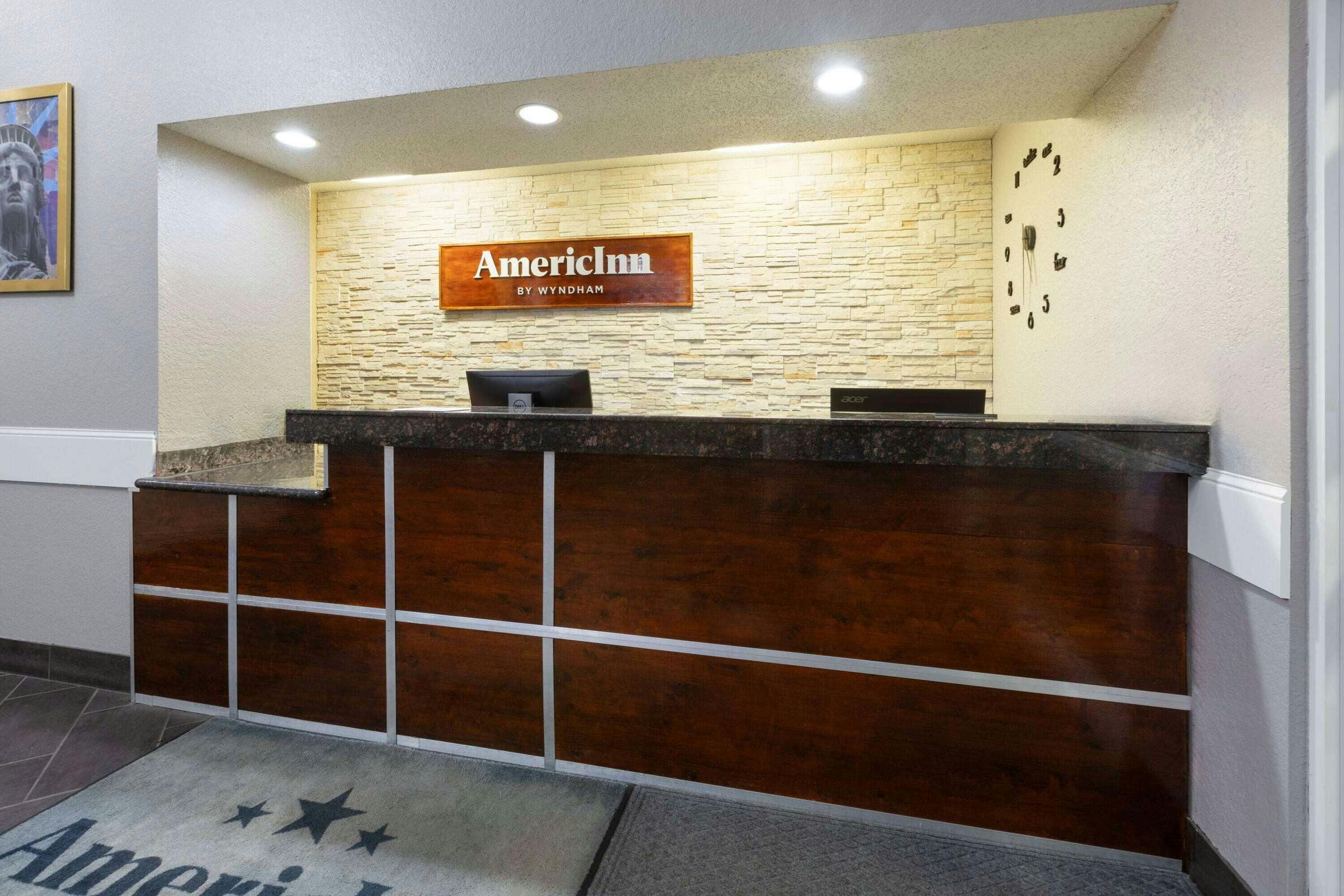 Hotel AmericInn by Wyndham Grinnell photo 4