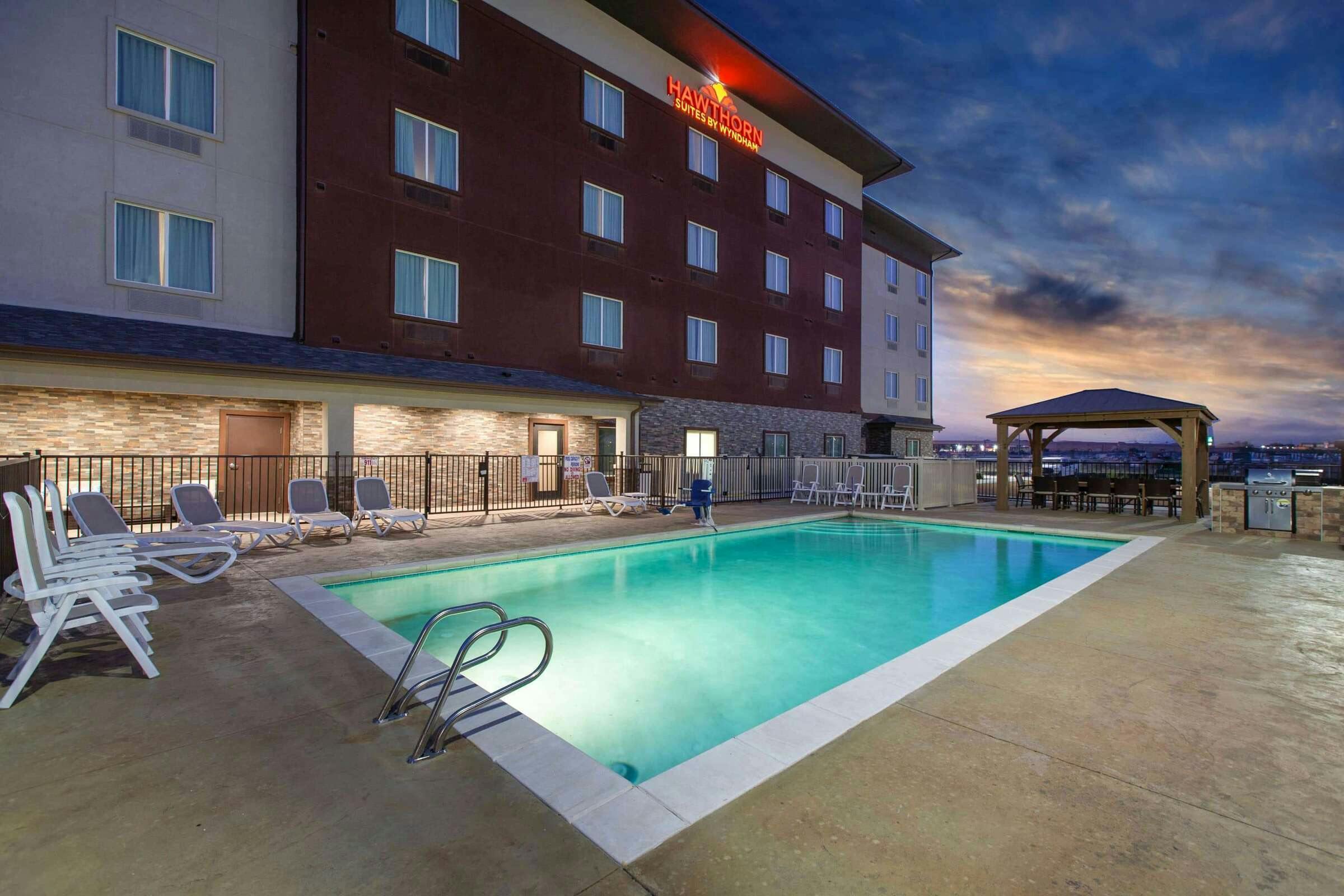 Hotel Hawthorn Extended Stay by Wyndham Odessa photo 3