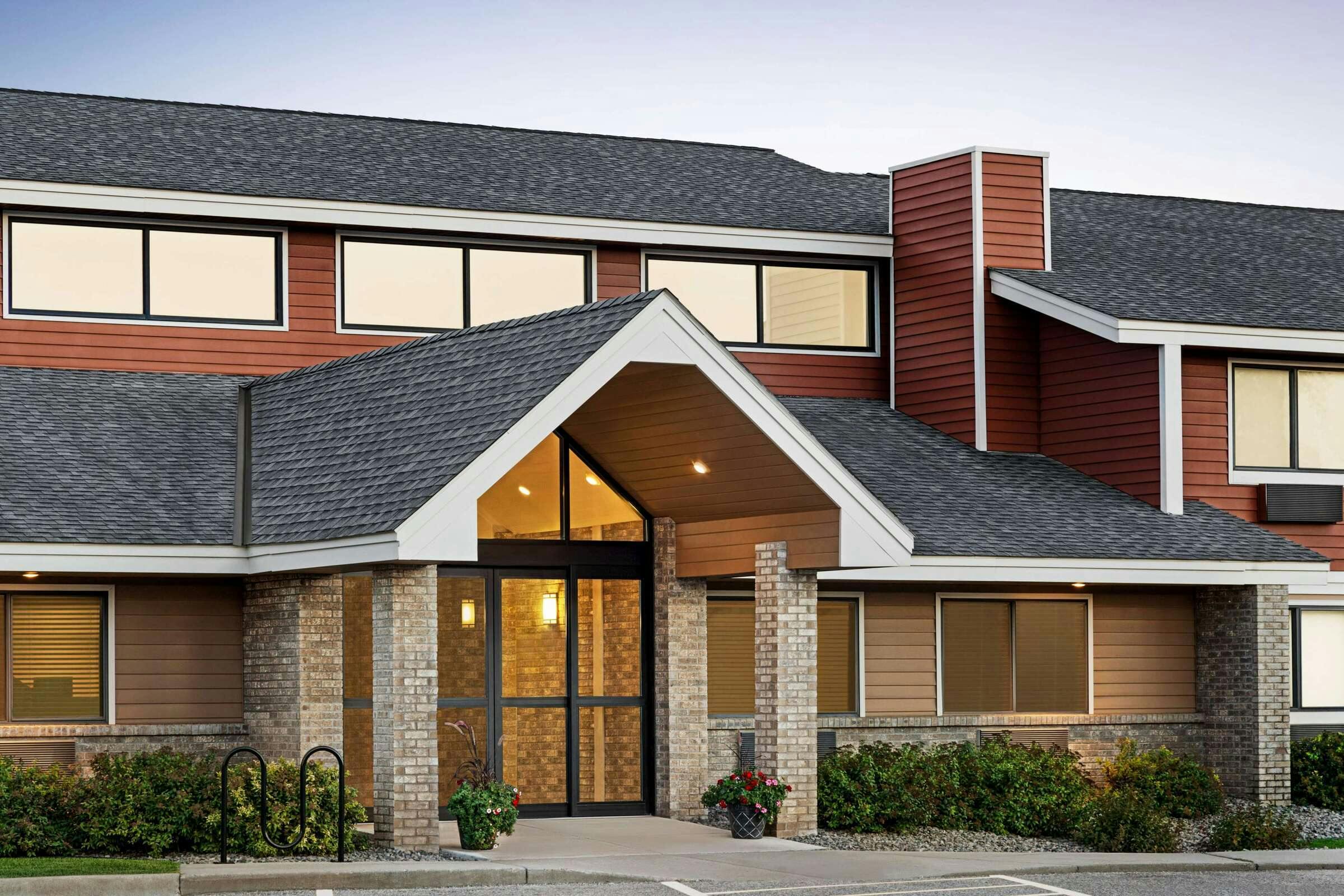 Hotel AmericInn by Wyndham Sauk Centre photo 1