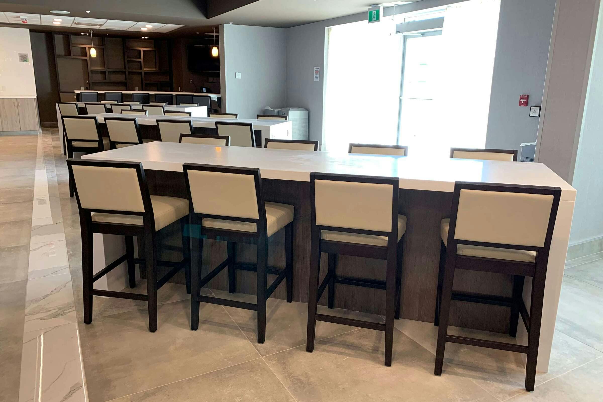 Hotel Wingate Kanata West Ottawa photo 3