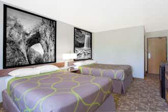 Hotel Super 8 Appomattox VA photo 2